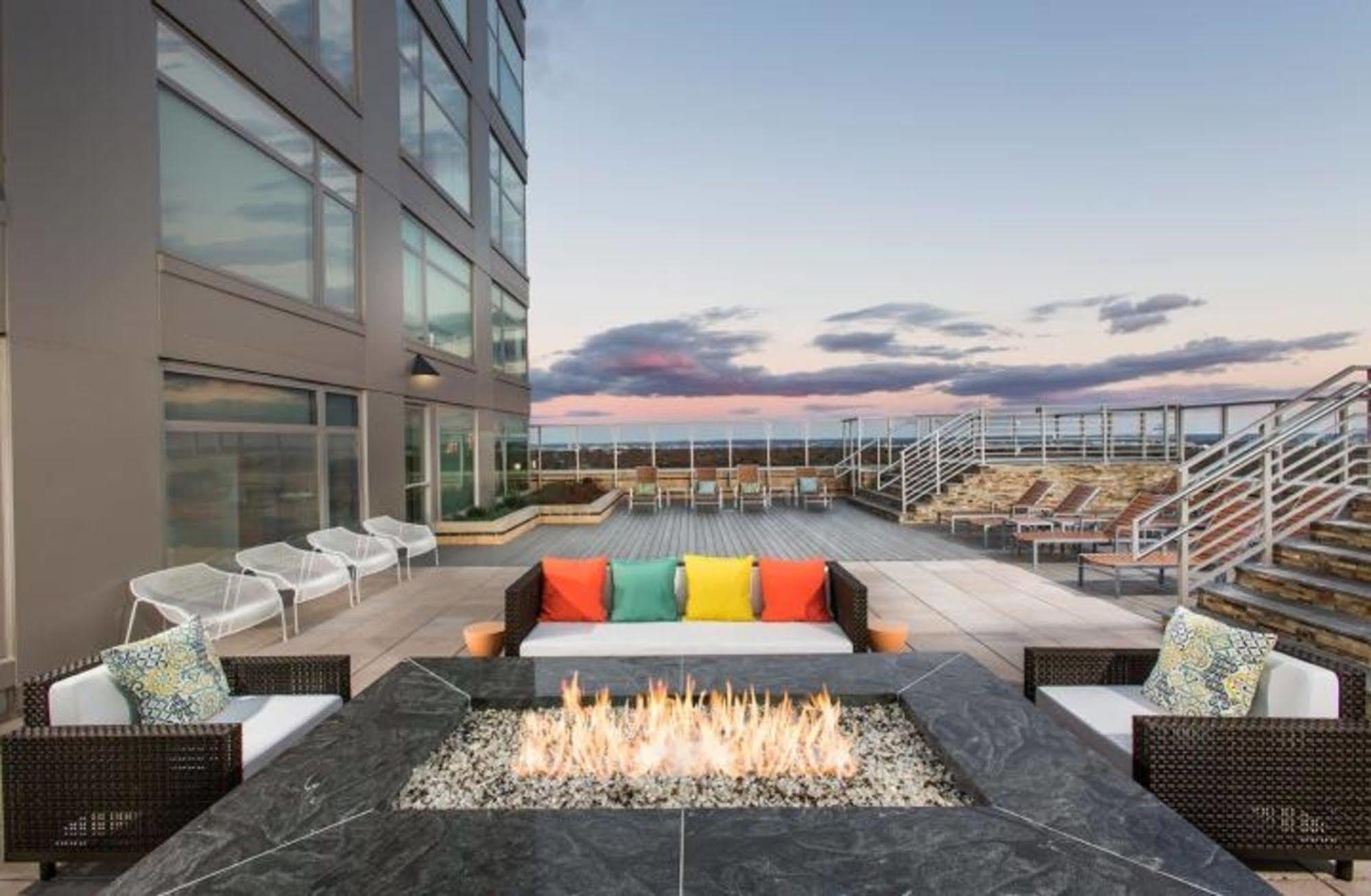 Aparthotel Bridgestreet At The View At Liberty Center Arlington Esterno foto